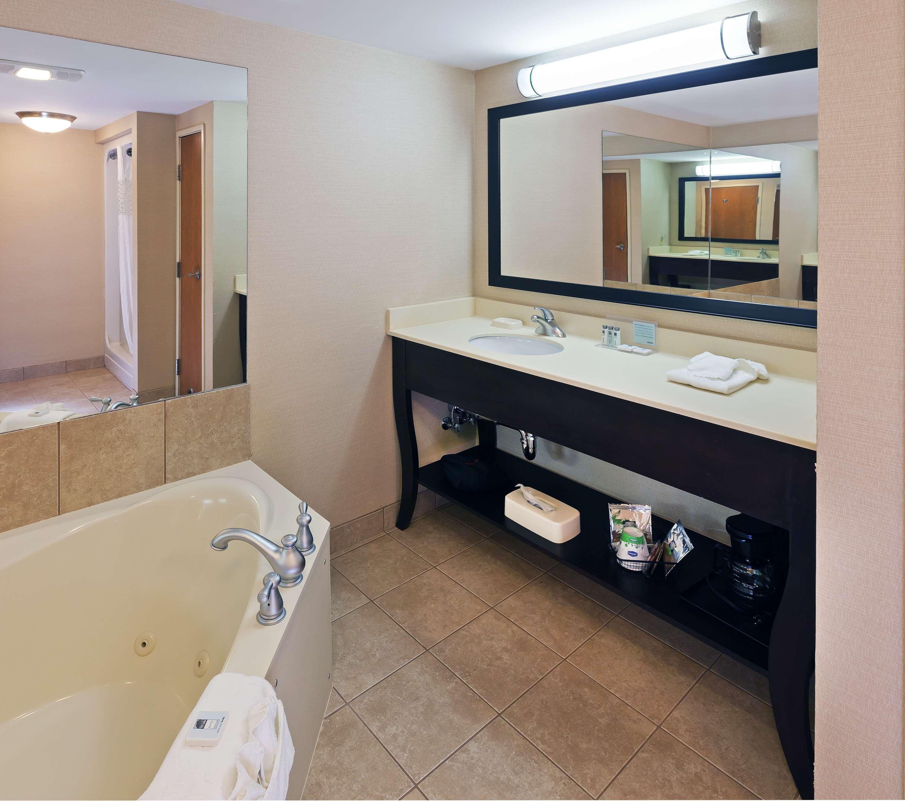 Hampton Inn By Hilton Clarksville Buitenkant foto