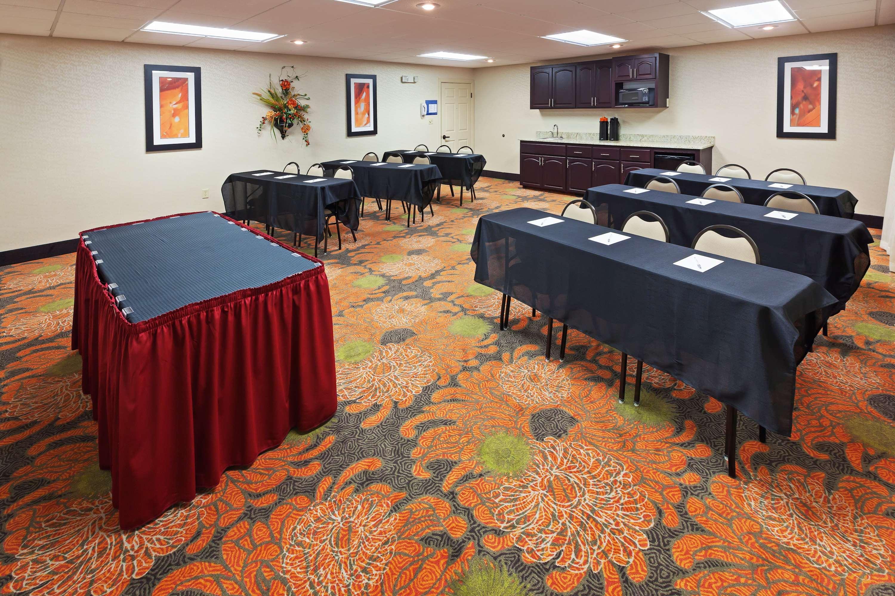 Hampton Inn By Hilton Clarksville Buitenkant foto